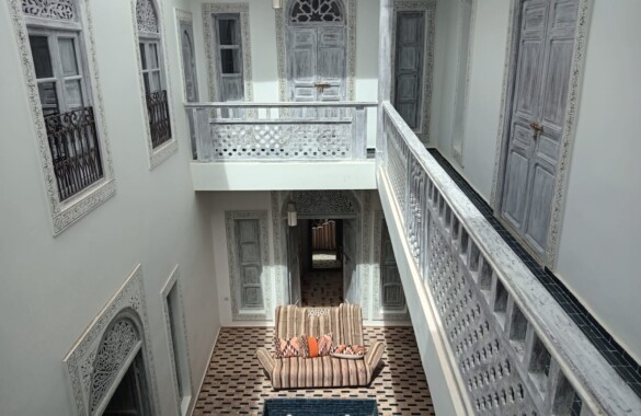 Riad  maison d’hôtes de 7 chambres et deux piscines, en cours de titrage