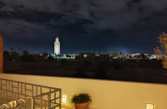 Exclusivité Marrakech Realty : Superbe Riad Titré de 4 Chambres avec Bassin sur Terrasse